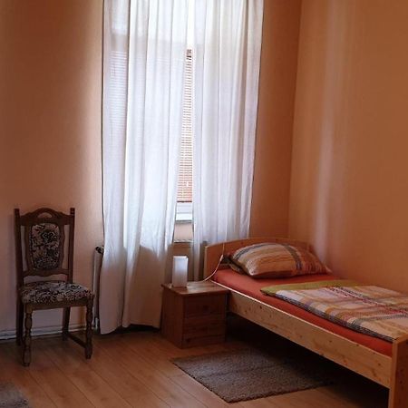 Haus Am Schlossberg Apartment Плауен Екстериор снимка